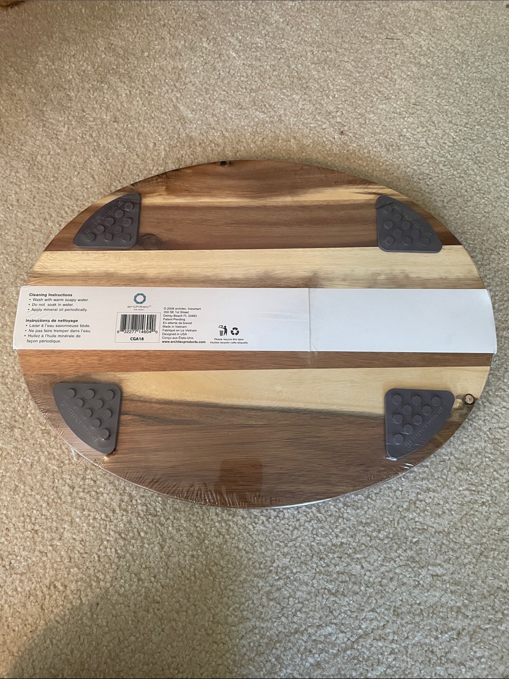 Architect Concave Acacia Cutting Board - Brown, Red, Yellow - Picture 6 of 6